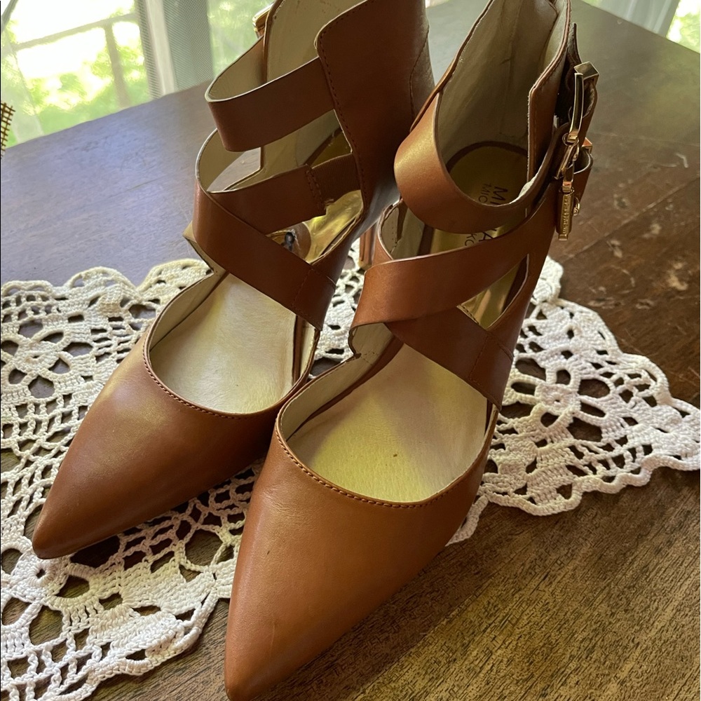 MICHAEL Michael Kors brown shoes, like new . Perfect condition size 8 - Picture 15 of 15